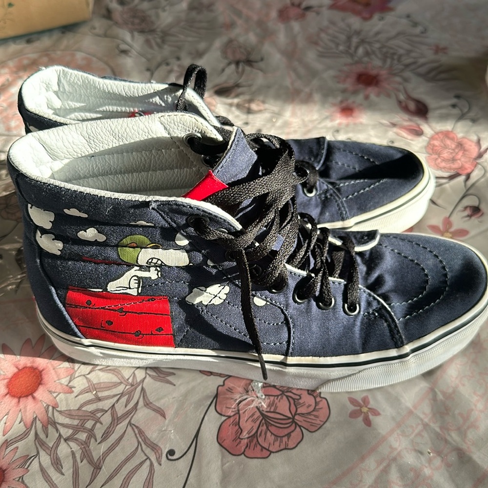 Vans Sk8 hi reissue Peanuts Snoopy Flying Aces size men’s 2.7 women’s 9